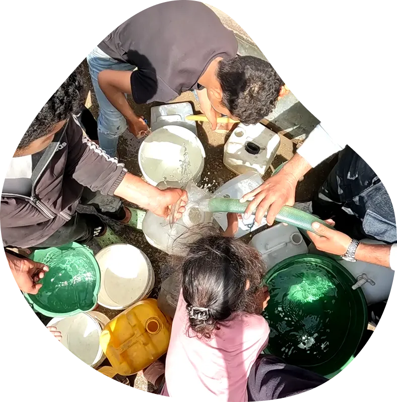 Solar-powered water pump in a relief distribution